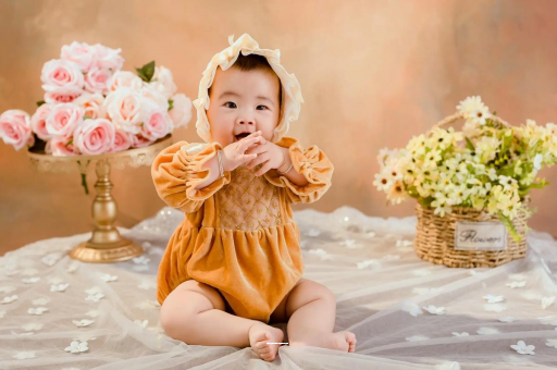 长葛六个月宝宝的发育标准